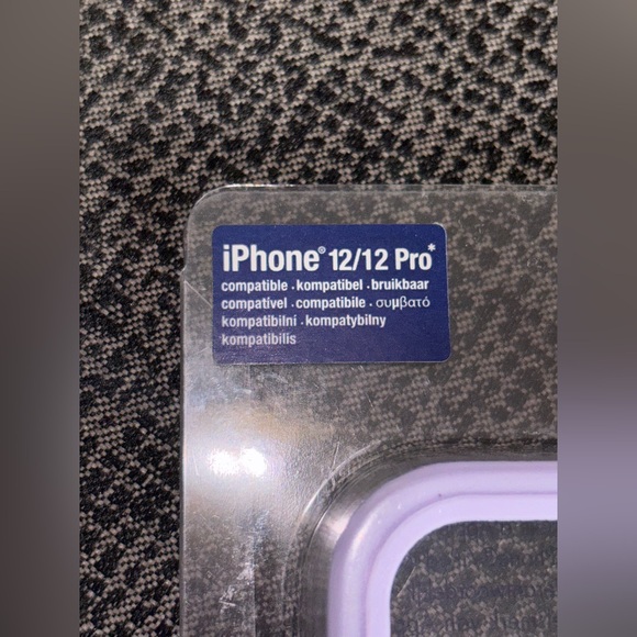 Never Used: iPhone 12 & 12 Pro Silicone Protective Case (iPhone 12 & 12Pro) - Picture 2 of 3